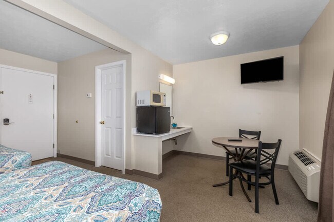 Photo - 214 Main St Unit SI ID1596548P