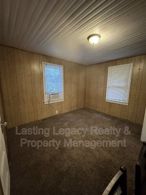 2008 Harrison Ave