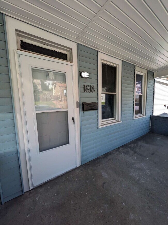 Photo - Newly Updated 3 bedroom in Carrick! Section 8 is considered