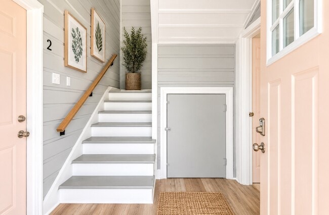 4615 Schroeder St Unit 1