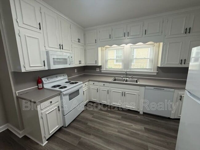 Photo - 1007 Sunset Ave