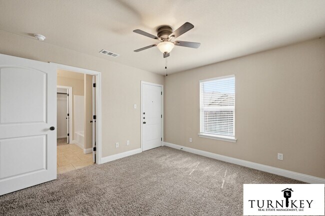 Photo - 131 Sunburst Ct Unit 131