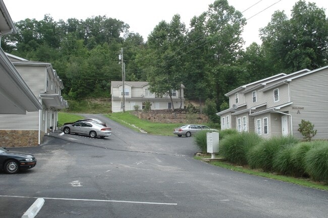 Building Photo - 939 Piedmont St Rental