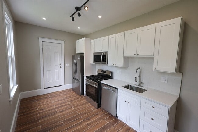 Photo - 497 Warren St Condo Unit 2