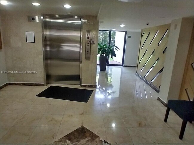 Photo - 17021 N Bay Rd Unit 126