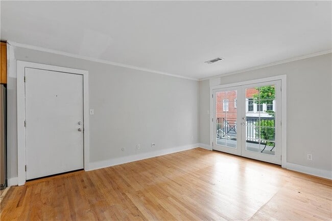 Photo - 866 Briarcliff Rd NE Unit B3