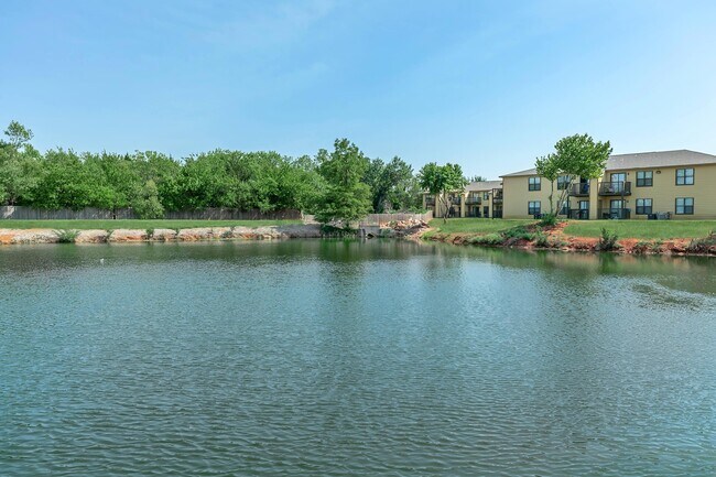 Quail Lakes Apartments