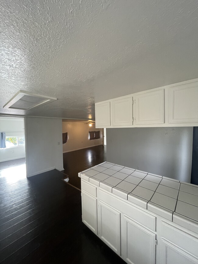 Photo - 523 Mitchell Ave