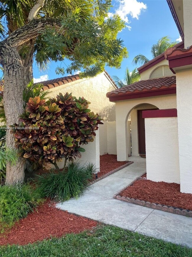 Photo - 18120 NW 63rd Ct