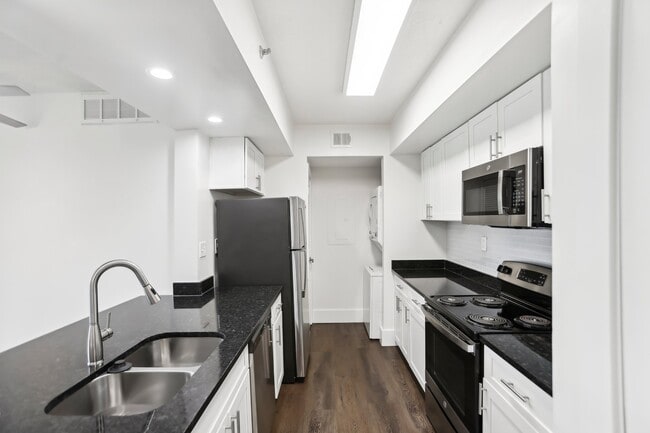 Wesley Townsend Apartments at Buckhead