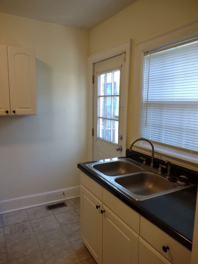 Photo - Adorable Two Bedroom Home in Edgewood!