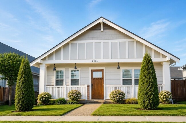 Building Photo - Must See! Stunning Rambler Available by July 6th