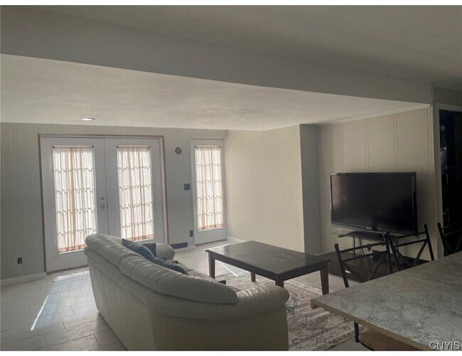 Photo - 7390 Barberry Ln