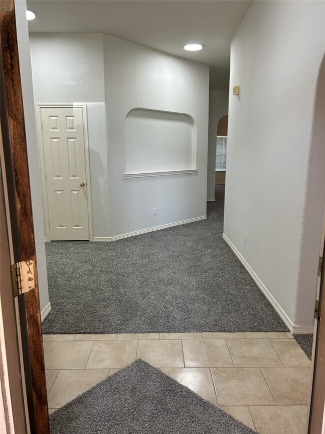Photo - 1006 N Magnolia Dale Dr
