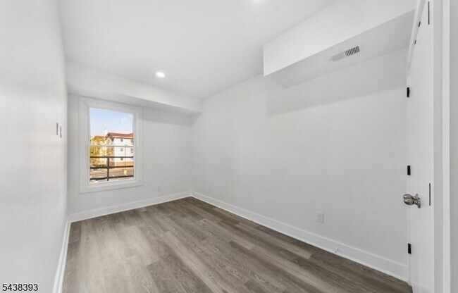 Photo - 1119 Hampton Pl Unit 2