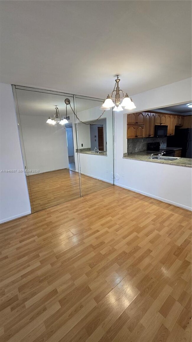 Photo - 871 NE 207th Ln Unit 103-15