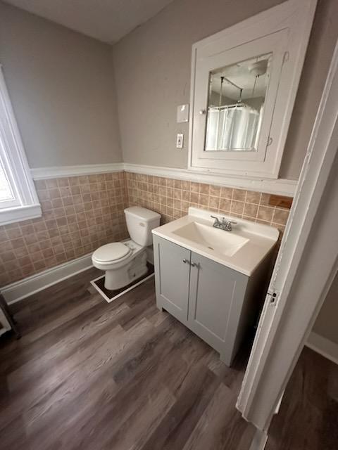 Photo - 325 Hazelwood Terrace