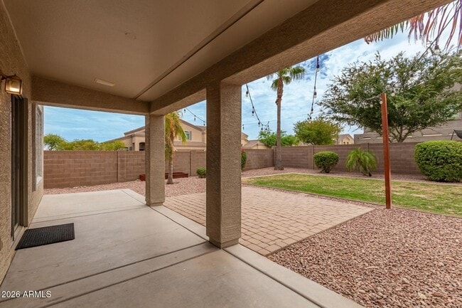 Building Photo - 11719 W Dos Rios Dr