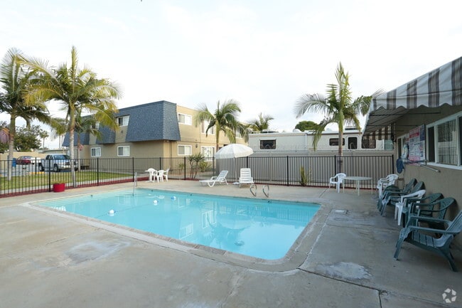 Piscina - Sunny Side Manor