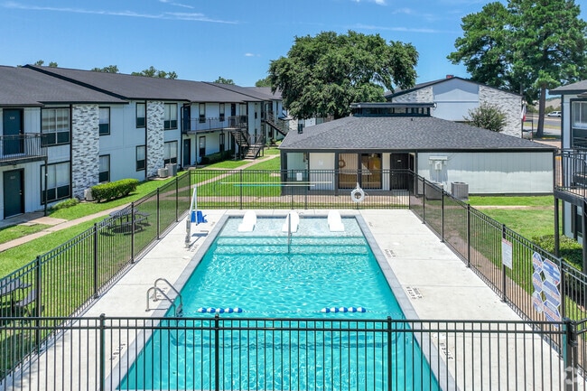 Piscina - Sagewood Villas