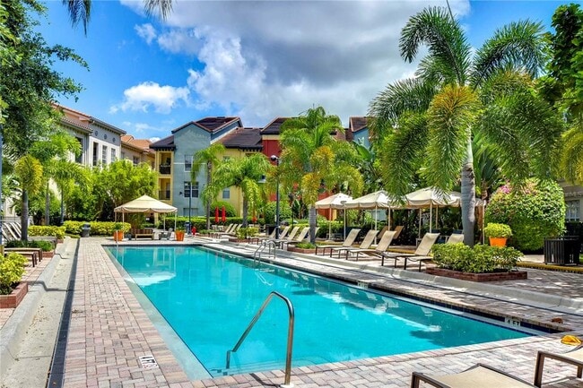 Photo - 2410 W Azeele St Unidad 234