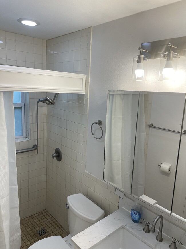 Photo - 4800-4813 13th Ave N