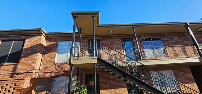 Photo - 11550 Chimney Rock Rd Unidad True