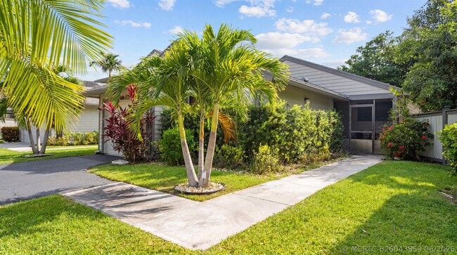 Photo - 2482 Bedford Mews Dr