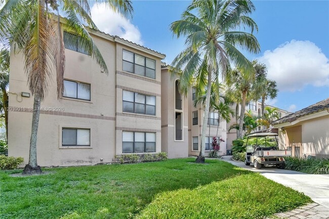 Photo - 2866 S University Dr Unidad 5105