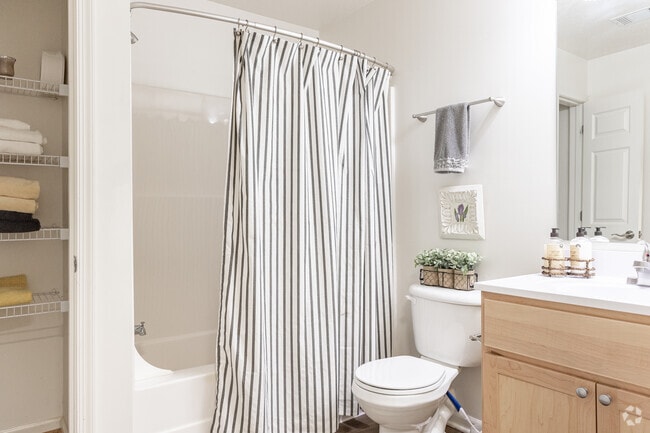 The Monroe- 2BR, 2BA