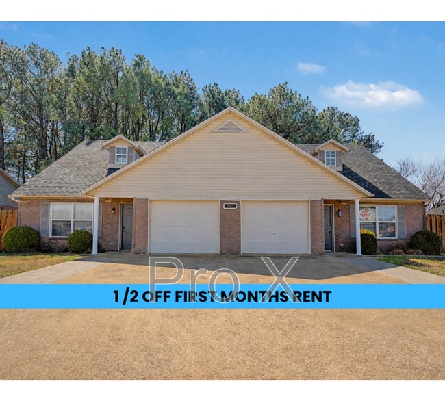 Building Photo - 3403 SW Victoria Pl Unit Apt 2