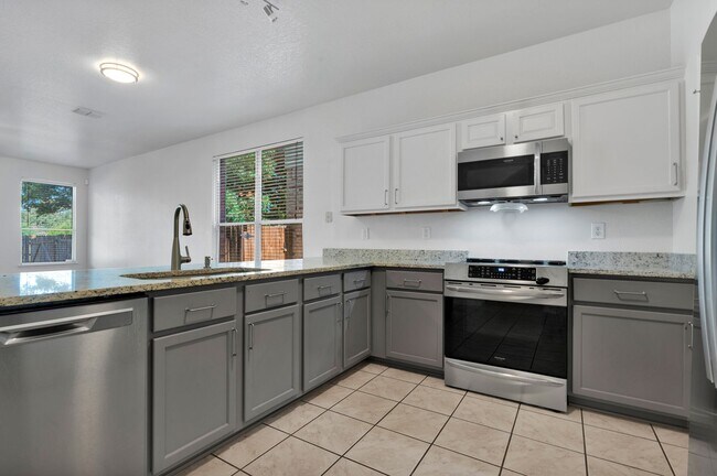 Photo - 26803 Sparrow Ridge