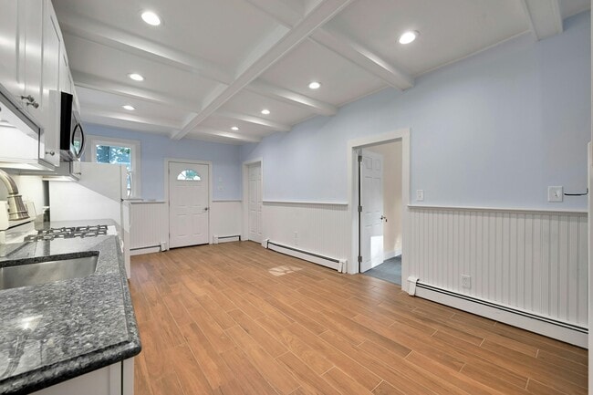 Photo - 288 S Van Dien Ave