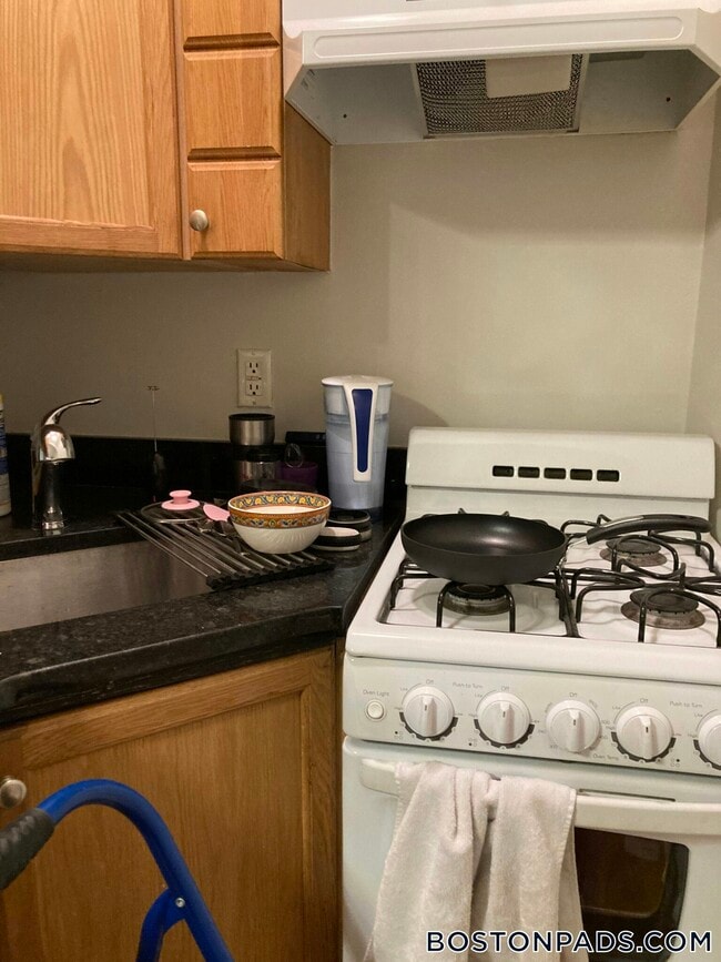 Photo - 38 Hemenway St Unit 5