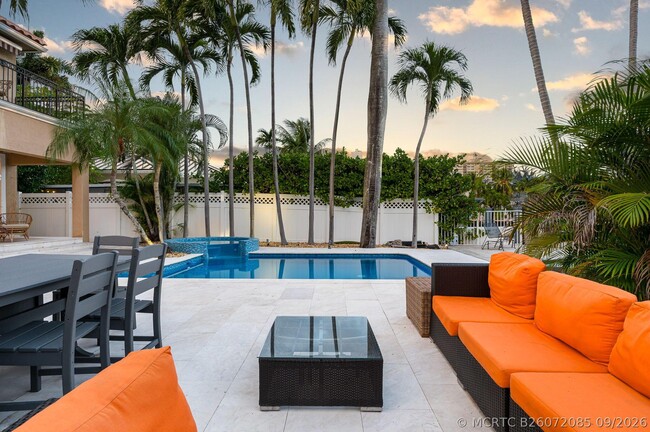 Photo - 514 Solar Isle Dr