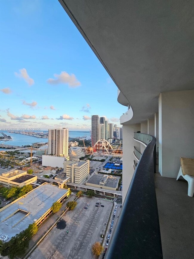 Photo - 1600 NE 1st Ave Unidad 3701