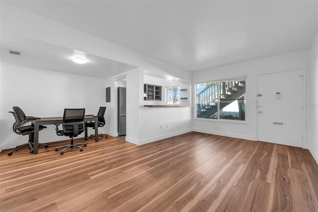 Photo - 1140 S Orlando Ave Unidad E2