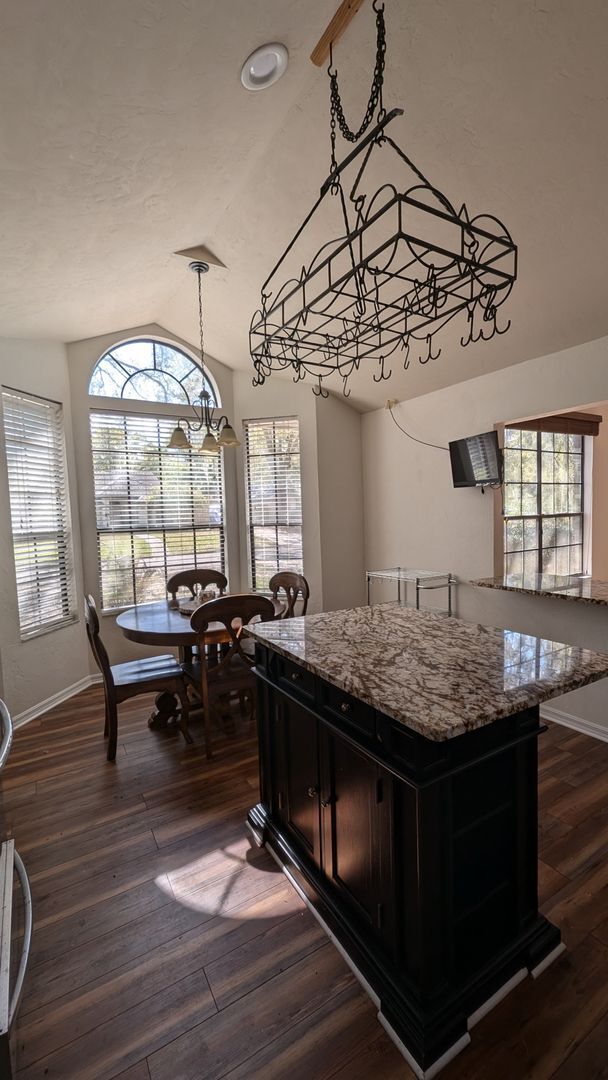 Photo - 4 Bedroom Single Family Home in Spring Creek