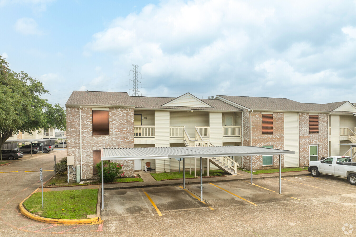 Gatsby Condominiums - Gatsby Condominiums