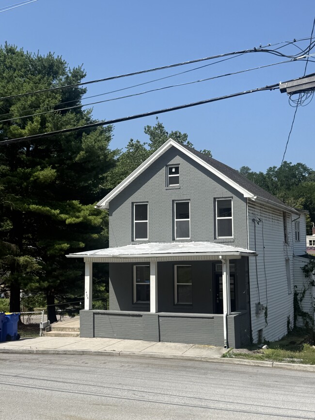 Building Photo - 1436 S Duke St Unit 1F