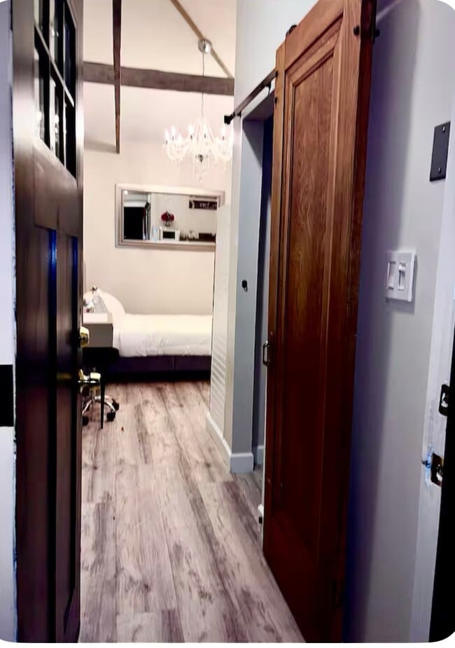 Photo - 686 Morford Ave