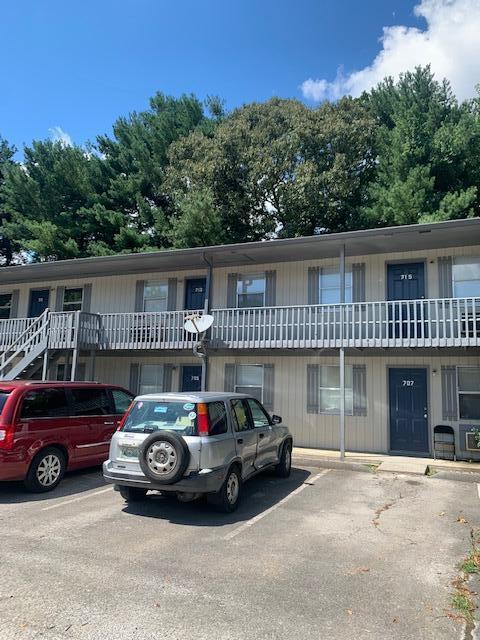 Photo - 713 20th St SE Townhome