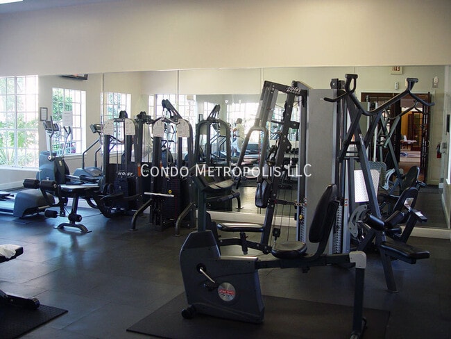 2612 Robert Trent Jones Dr Unidad 725