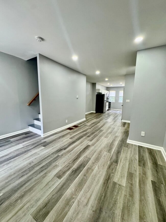 Building Photo - Anika Homes 3 Bedroom