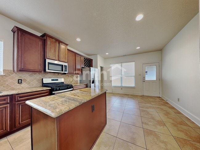 Photo - 10202 Black Forest Ct