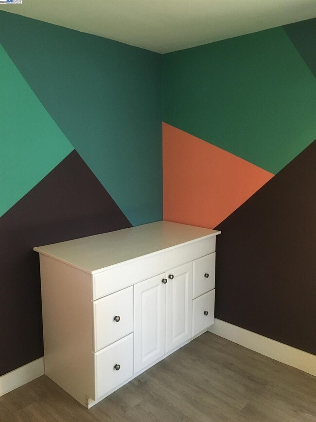 Photo - 500 Fortuna Ave