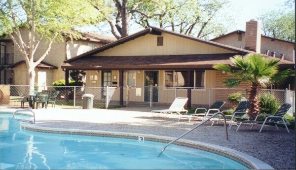 Sala de recreación - Whispering Trees