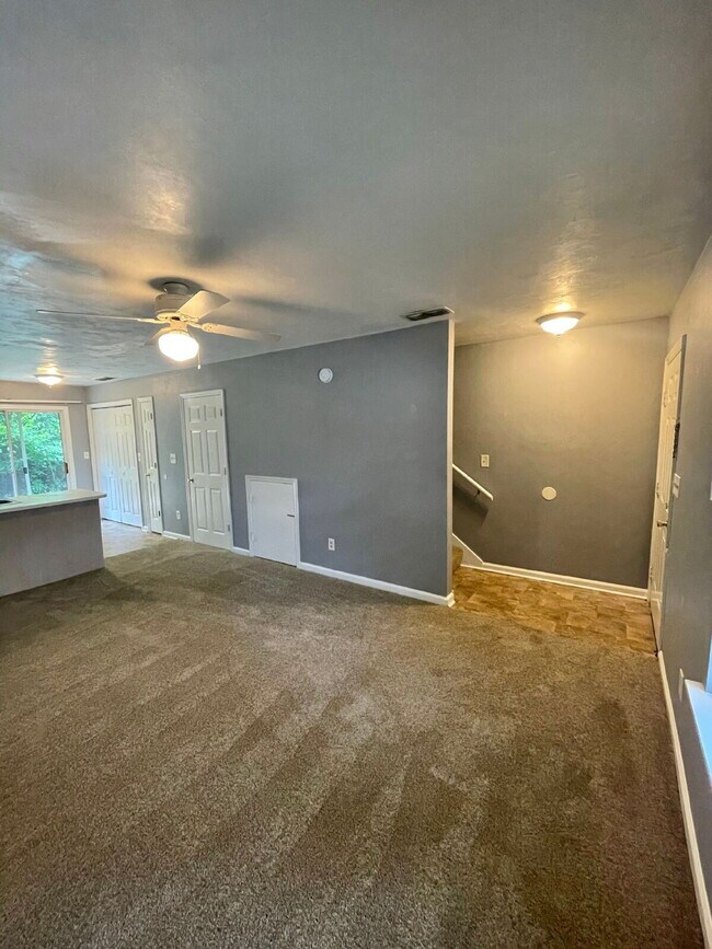 Photo - Affordable 2 BD 2.5 BA Townhouse off Tennessee Street
