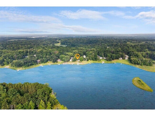 Photo - 2180 Island Dr