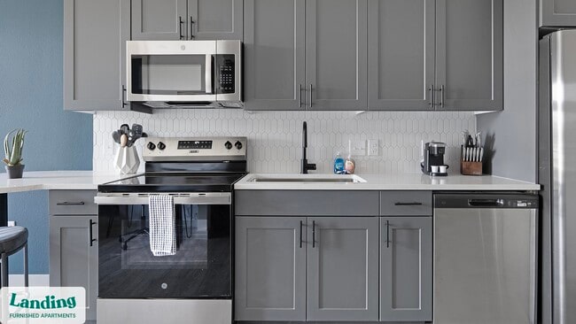 Photo - 3706 Goodwin Ave Unidad 166